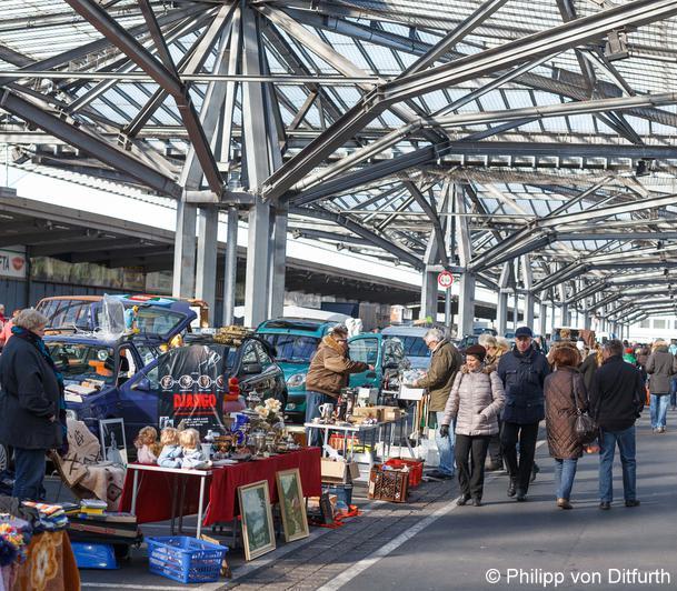 Flohmarkt am Großmarkt Tönniesberg