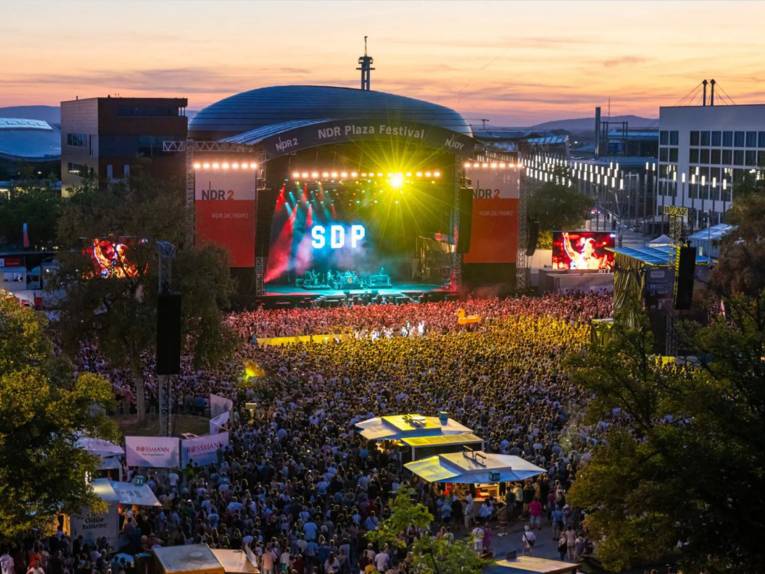 Große Bühne, große Gefühle: NDR 2 Plaza Festival
